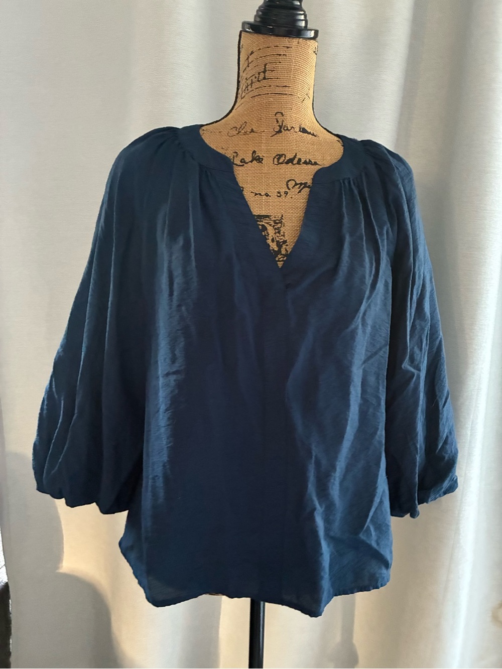 Sonoma Navy Blue V-Neck Balloon Sleeve Blouse